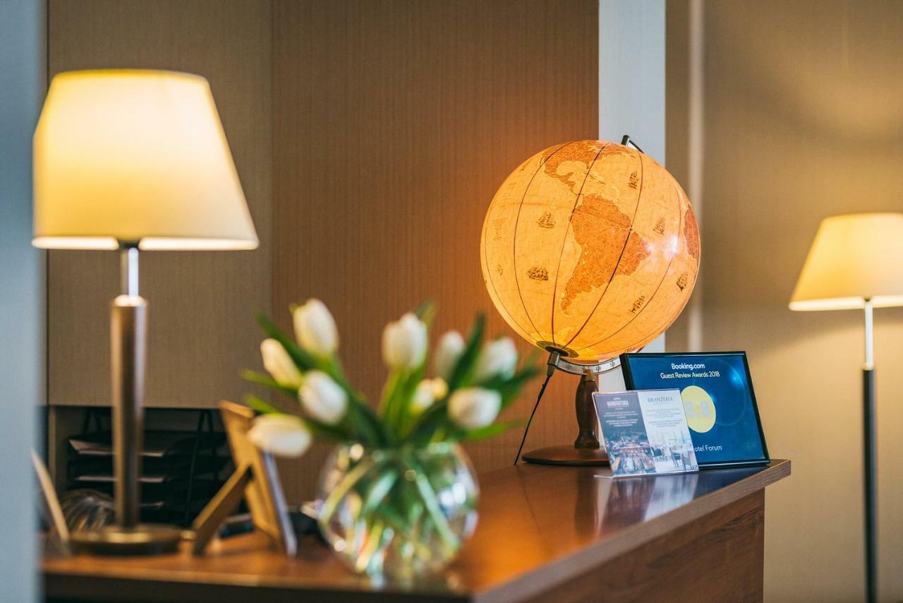 Hotel Forum Rzeszow Dış mekan fotoğraf